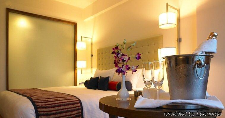 Royal Orchid Central Jaipur, Bani Park Room photo